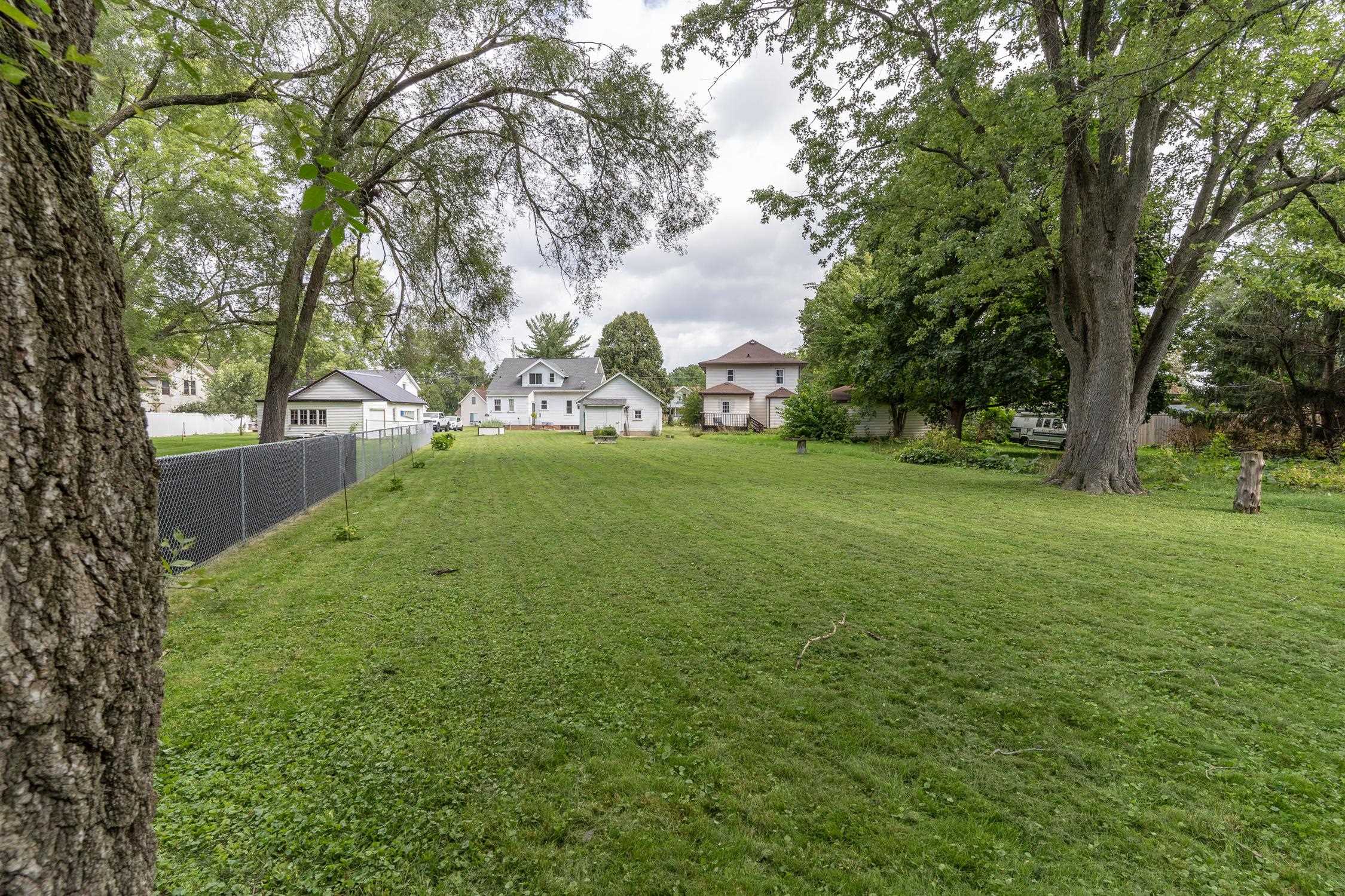 17 West Madison Avenue Milton, WI 53563 - Photo 25 of 29