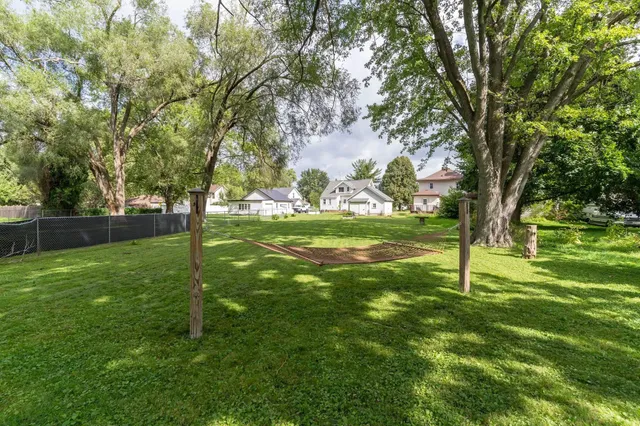 $265,000 | 17 West Madison Avenue, Milton, WI 53563