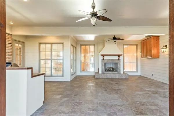 $769,500 | 100-102 Brahmwell Court, Lafayette, LA 70508