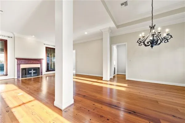 $769,500 | 100-102 Brahmwell Court, Lafayette, LA 70508