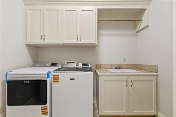 $769,500 | 100-102 Brahmwell Court, Lafayette, LA 70508