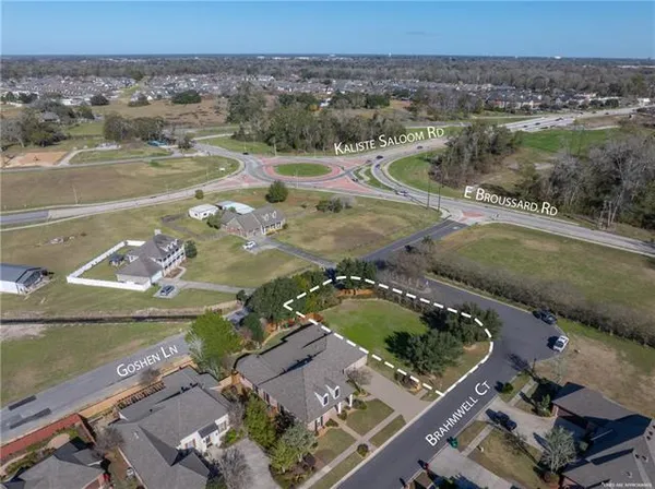 $769,500 | 100-102 Brahmwell Court, Lafayette, LA 70508