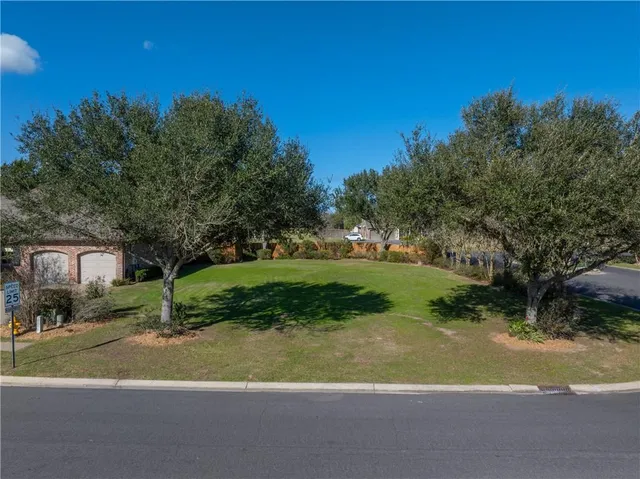 $789,500 | 100-102 Brahmwell Court, Lafayette, LA 70508