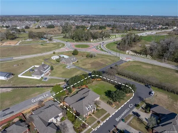 $769,500 | 100-102 Brahmwell Court, Lafayette, LA 70508