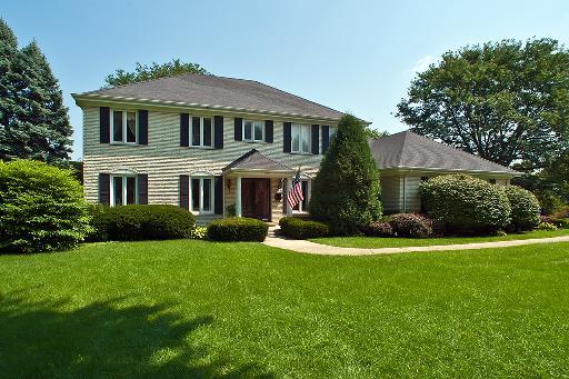 135 Princeton Road Hinsdale, IL 60521 - Photo 1 of 1
