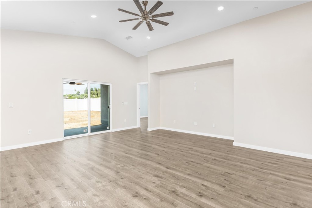 34834 County Line Road Yucaipa, CA 92399 - Photo 6 of 35