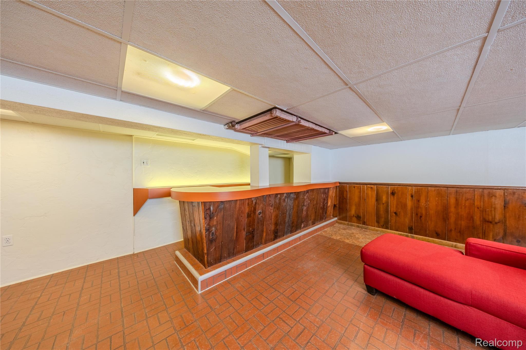 16580 Westmoreland Road Detroit, MI 48219 - Photo 26 of 37 bar basement