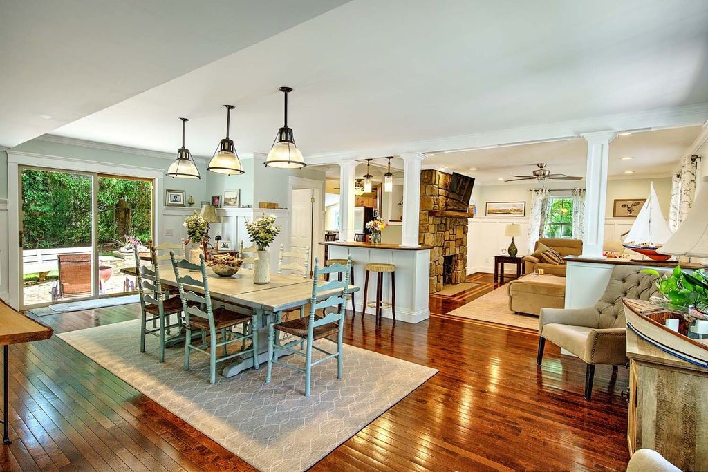 46 Channing Road Narragansett, RI 02882 - Photo 11 of 45