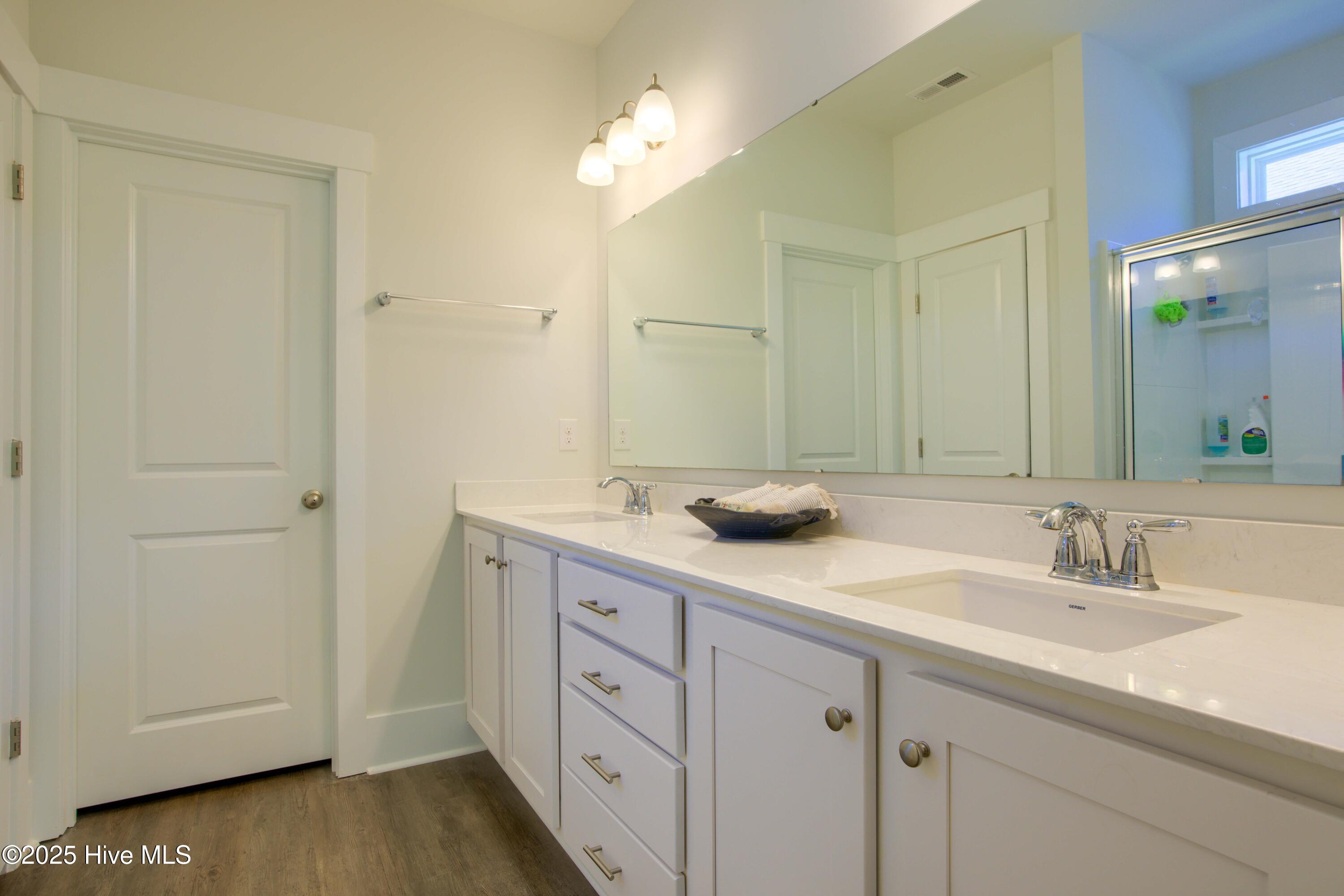 332 Edgewater Way Holly Ridge, NC 28445 - Photo 16 of 25 332 Edgewater - Interior - Edited_20