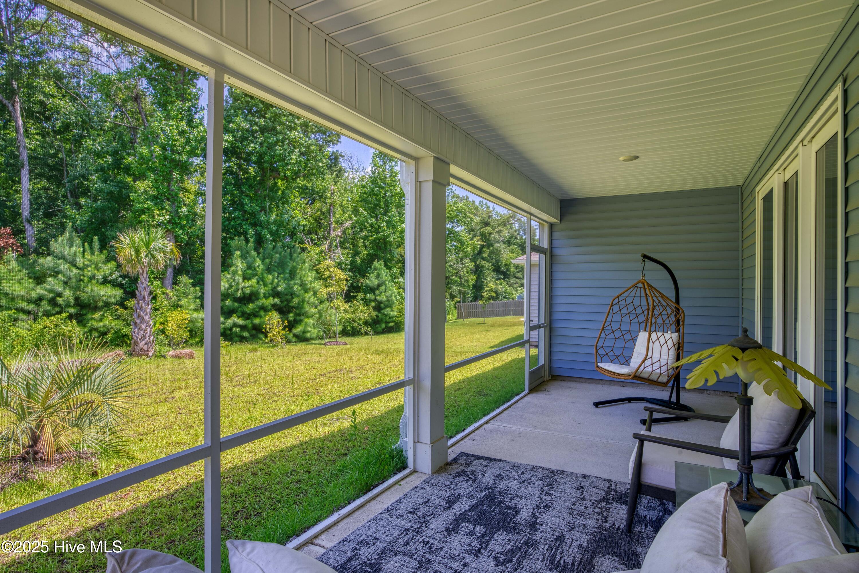 332 Edgewater Way Holly Ridge, NC 28445 - Photo 4 of 25 332 Edgewater - Interior - Edited