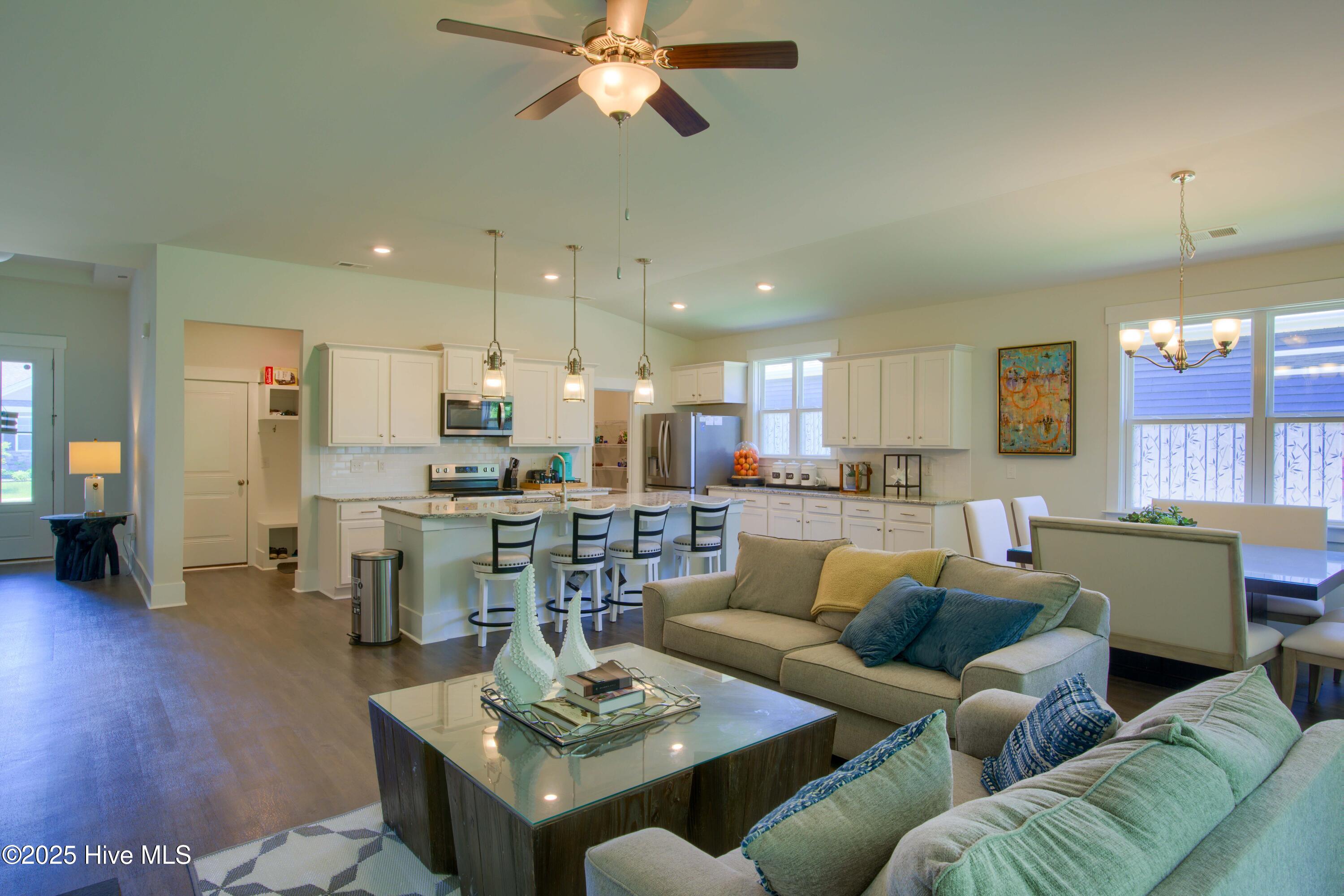 332 Edgewater Way Holly Ridge, NC 28445 - Photo 8 of 25 332 Edgewater - Interior - Edited_5