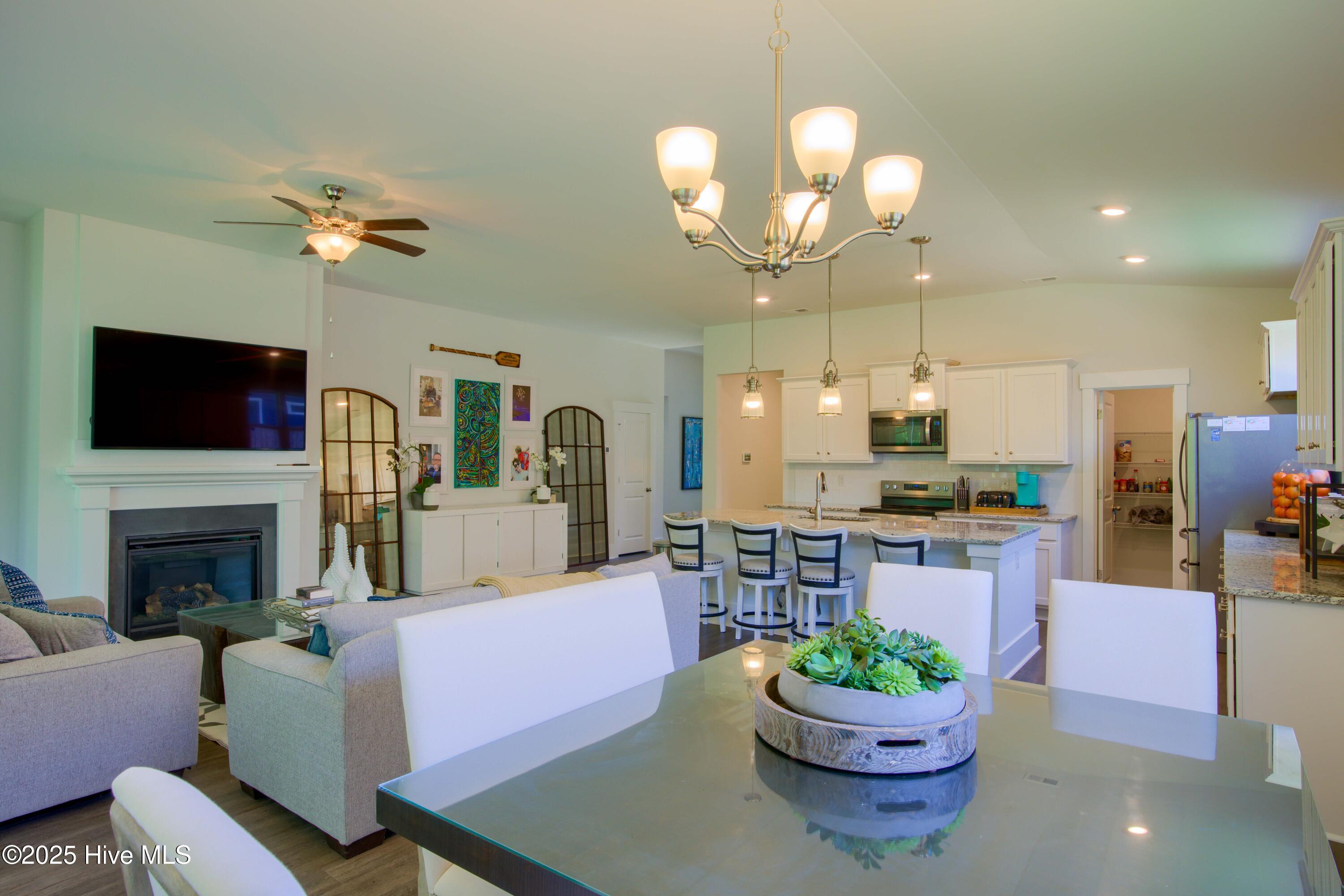 332 Edgewater Way Holly Ridge, NC 28445 - Photo 9 of 25 332 Edgewater - Interior - Edited_6