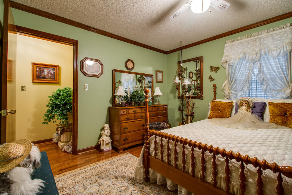 933 Chris Road Strawberry Plains, TN 37871 - Photo 25 of 38 Chris Rd Photos-1025
