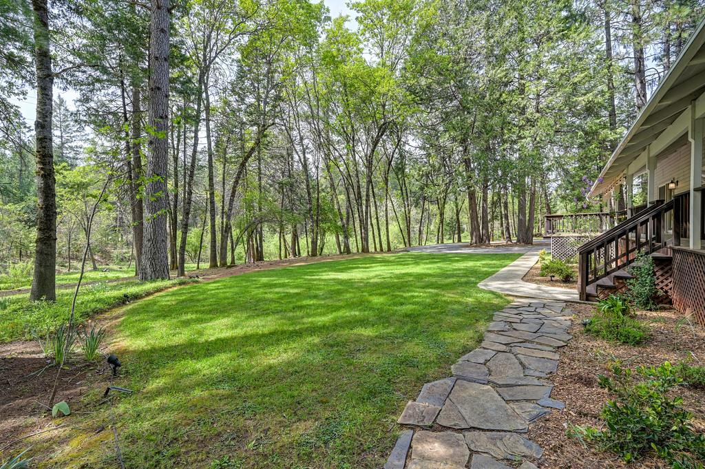 12528 Rattlesnake Road Grass Valley, CA 95945 - Photo 38 of 49