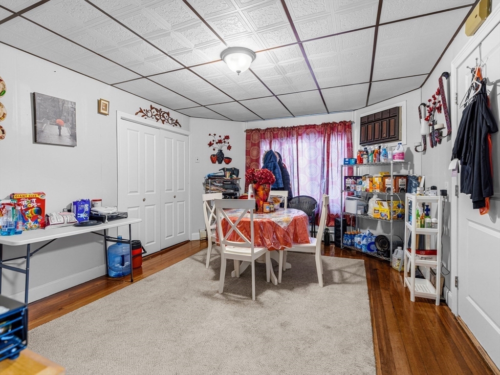 52 Lapham Street Fall River, MA 02721 - Photo 7 of 41