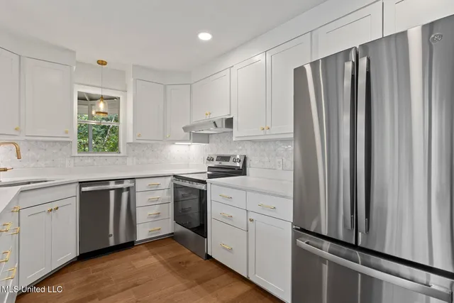 $415,000 | 221 West Virginia Drive, Clinton, MS 39056