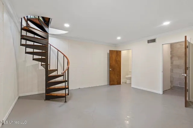 $415,000 | 221 West Virginia Drive, Clinton, MS 39056