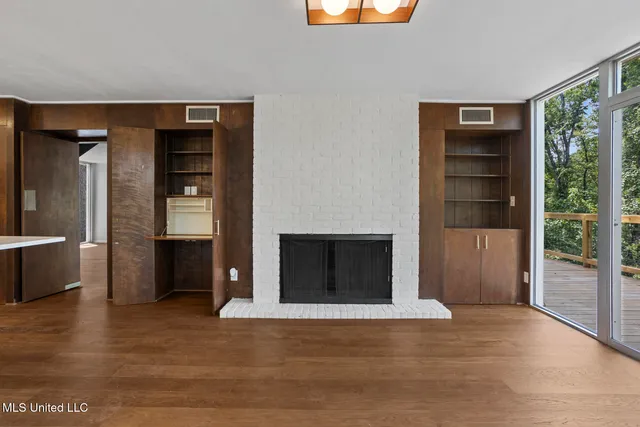 $415,000 | 221 West Virginia Drive, Clinton, MS 39056