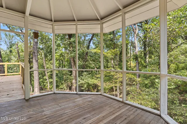 $415,000 | 221 West Virginia Drive, Clinton, MS 39056