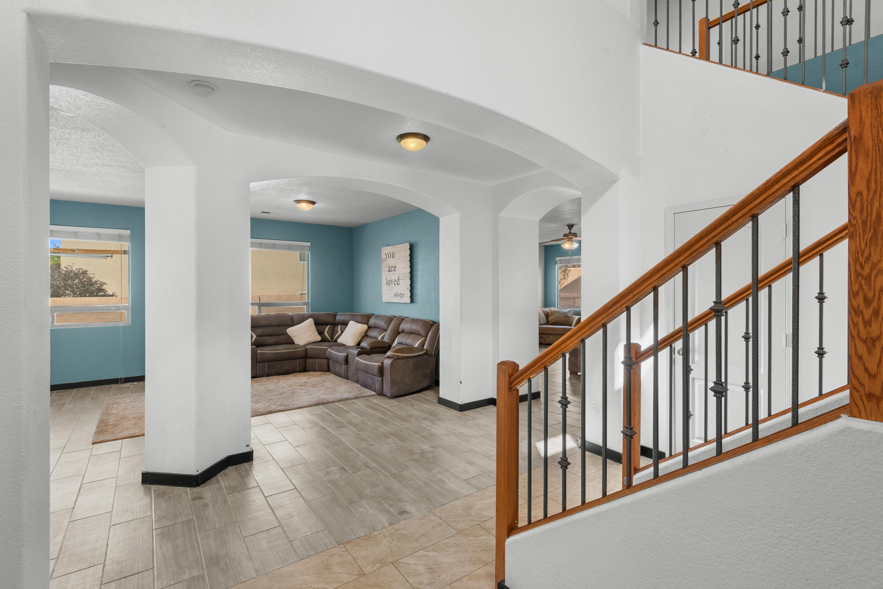3609 Shiloh Road Northeast Rio Rancho, NM 87144 - Photo 5 of 46 Gallery Image 5