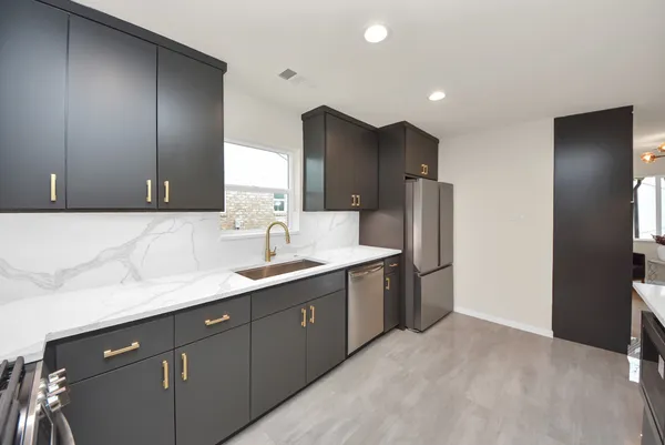 $649,900 | 2302 Parana Drive, Houston, TX 77080
