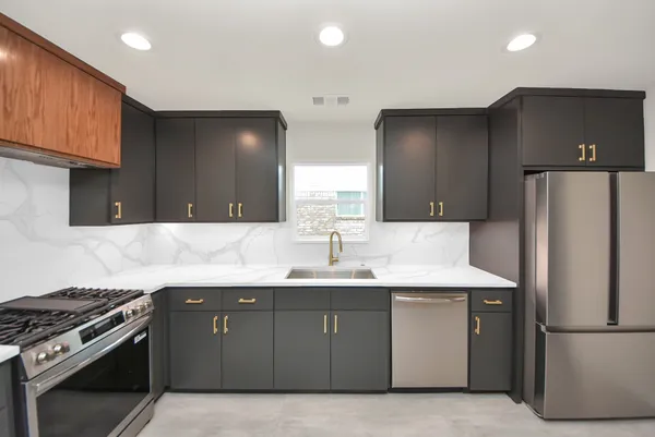 $649,900 | 2302 Parana Drive, Houston, TX 77080