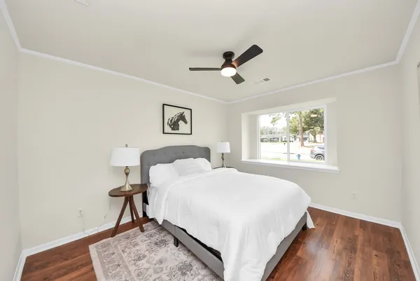 $649,900 | 2302 Parana Drive, Houston, TX 77080