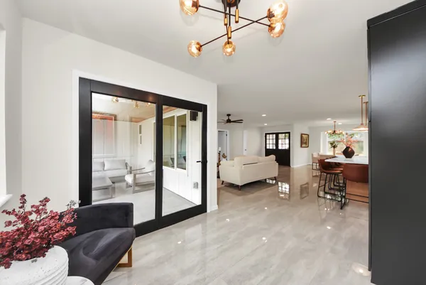$649,900 | 2302 Parana Drive, Houston, TX 77080