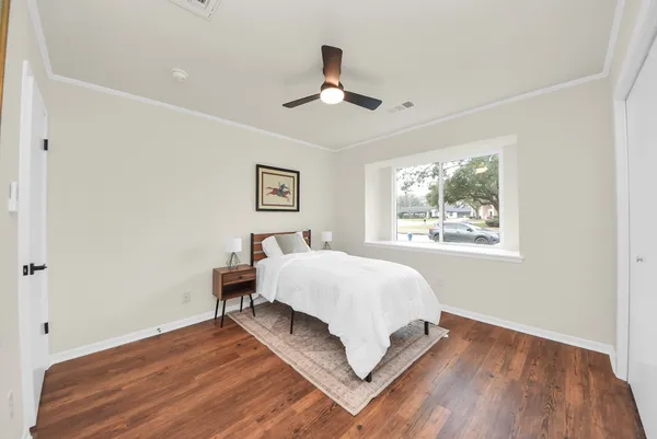 $649,900 | 2302 Parana Drive, Houston, TX 77080