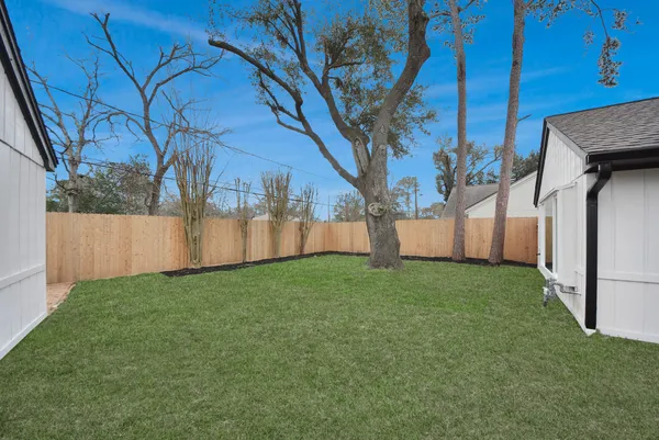 $649,900 | 2302 Parana Drive, Houston, TX 77080