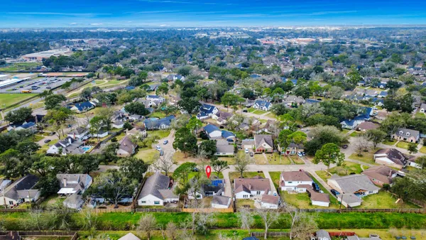 $649,900 | 2302 Parana Drive, Houston, TX 77080