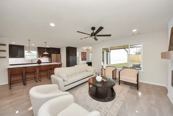 $649,900 | 2302 Parana Drive, Houston, TX 77080