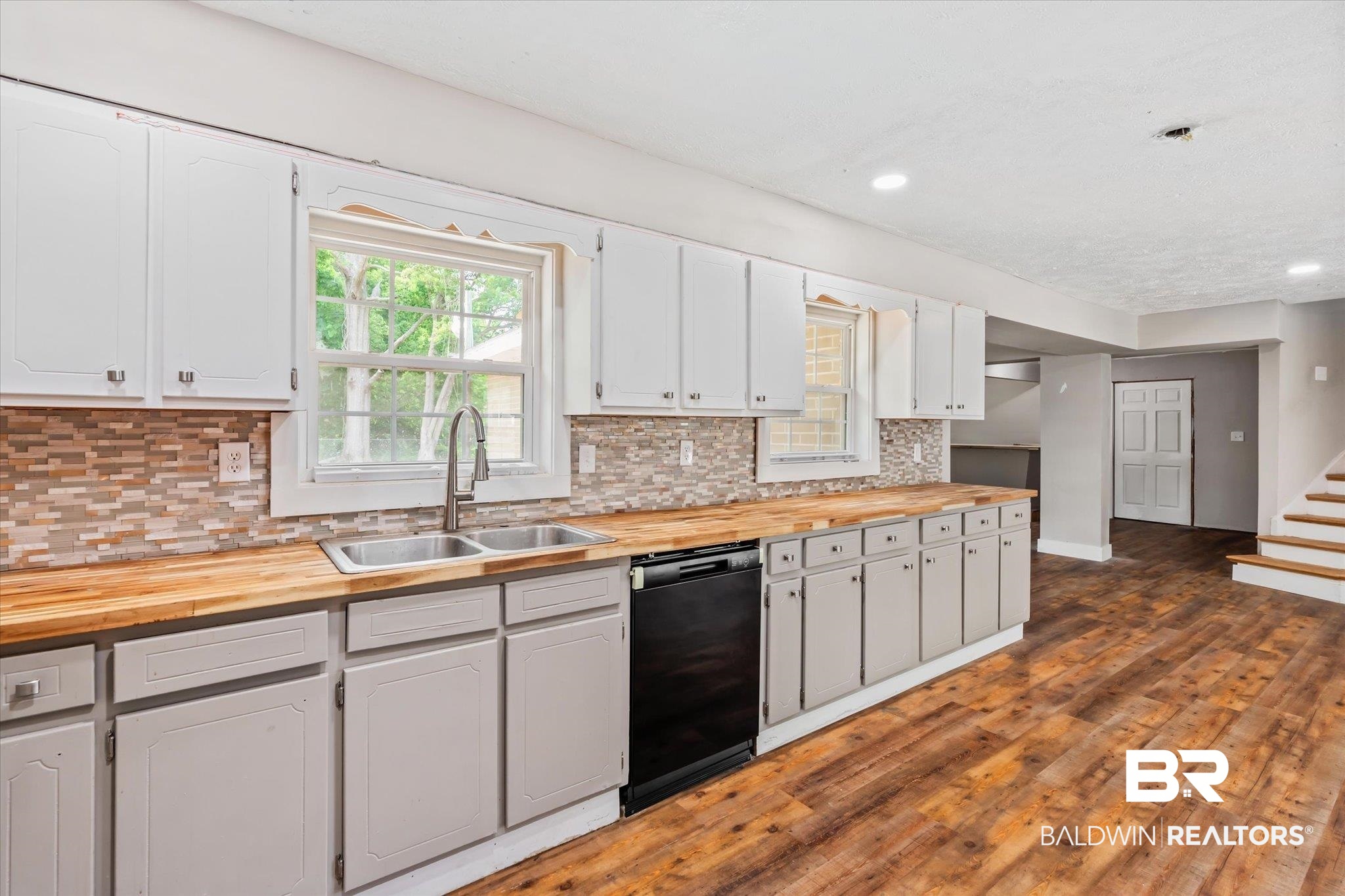 2008 Jones Avenue Mobile, AL 36617 - Photo 6 of 20