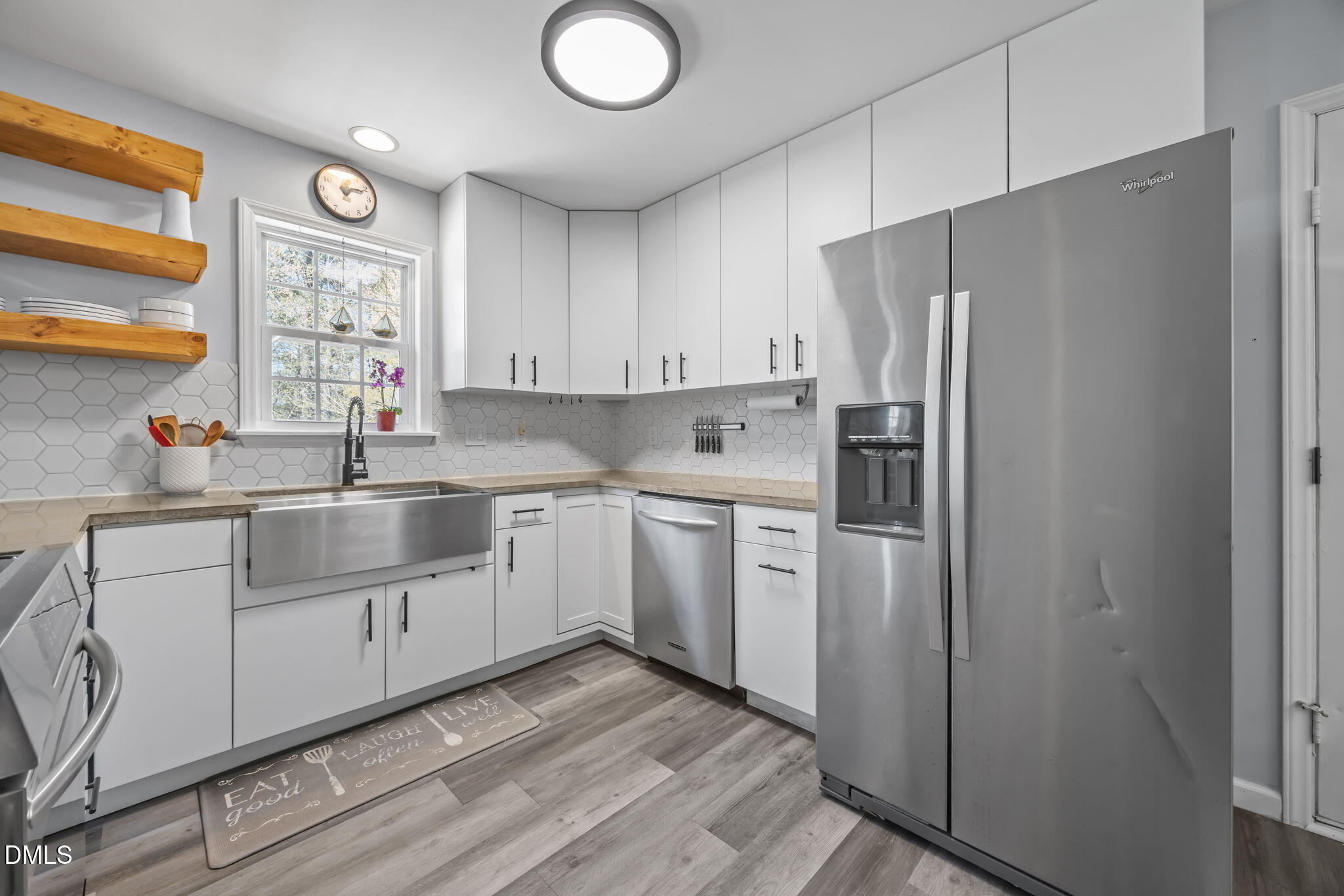 1109 Thelonious Drive Raleigh, NC 27610 - Photo 10 of 32 30-web-or-mls-IMG_9437