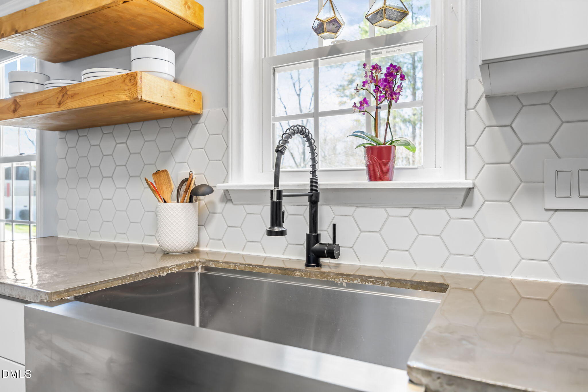 1109 Thelonious Drive Raleigh, NC 27610 - Photo 11 of 32 35-web-or-mls-IMG_9452