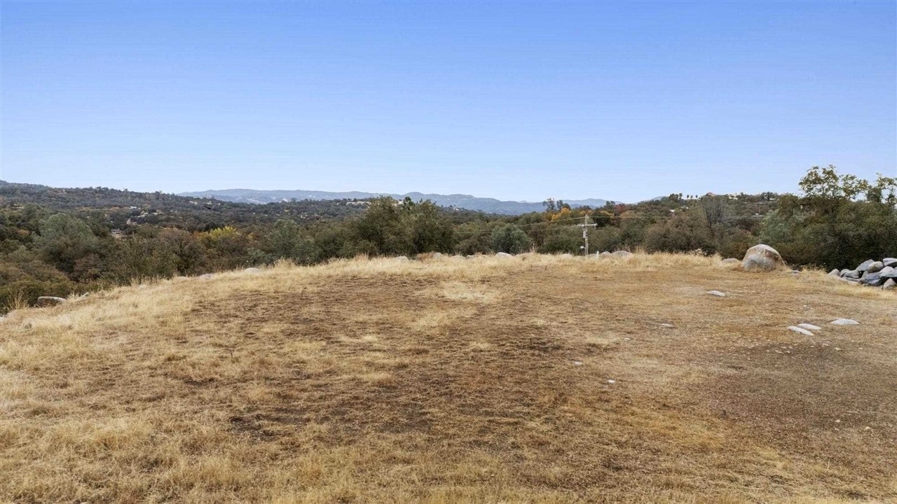 13950 Florence Way Sonora, CA 95370 - Photo 5 of 18 a view of mountain with lake view