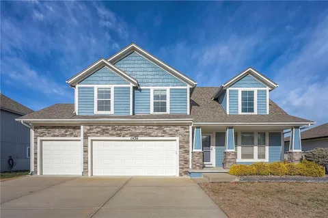 $420,000 | 11426 Yecker Avenue, Kansas City, KS 66109