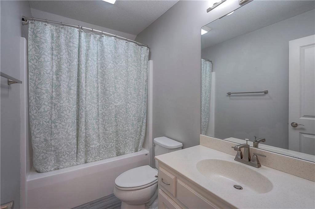 11426 Yecker Avenue Kansas City, KS 66109 - Photo 22 of 42