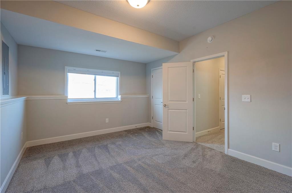 11426 Yecker Avenue Kansas City, KS 66109 - Photo 29 of 42