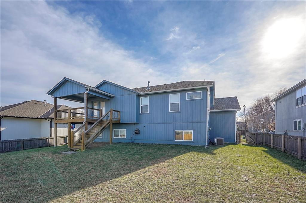 11426 Yecker Avenue Kansas City, KS 66109 - Photo 34 of 42