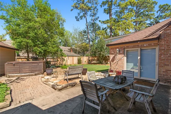 $2,400 | 11818 Laneview Drive, Houston, TX 77070