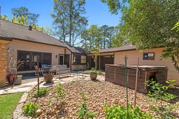 $2,400 | 11818 Laneview Drive, Houston, TX 77070