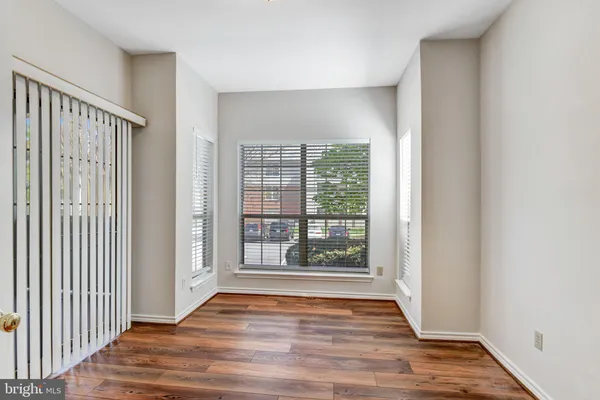 $2,150 | 12155 Penderview Terrace, Unit 804, Fairfax, VA 22033