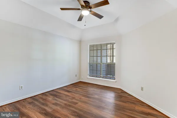 $2,150 | 12155 Penderview Terrace, Unit 804, Fairfax, VA 22033