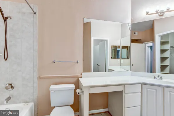 $2,150 | 12155 Penderview Terrace, Unit 804, Fairfax, VA 22033