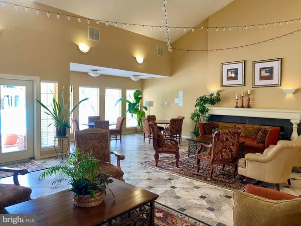 $2,150 | 12155 Penderview Terrace, Unit 804, Fairfax, VA 22033