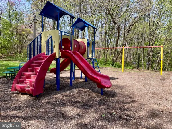 $2,150 | 12155 Penderview Terrace, Unit 804, Fairfax, VA 22033