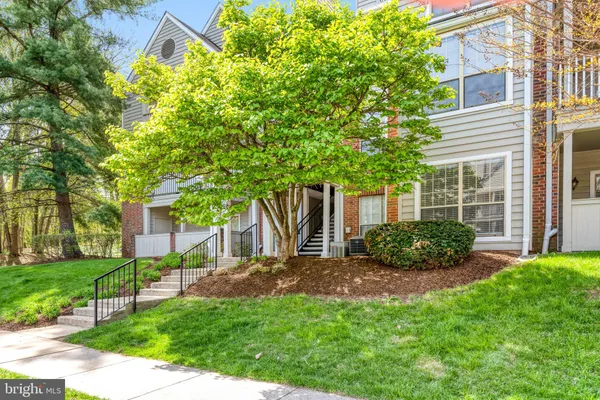 $2,150 | 12155 Penderview Terrace, Unit 804, Fairfax, VA 22033