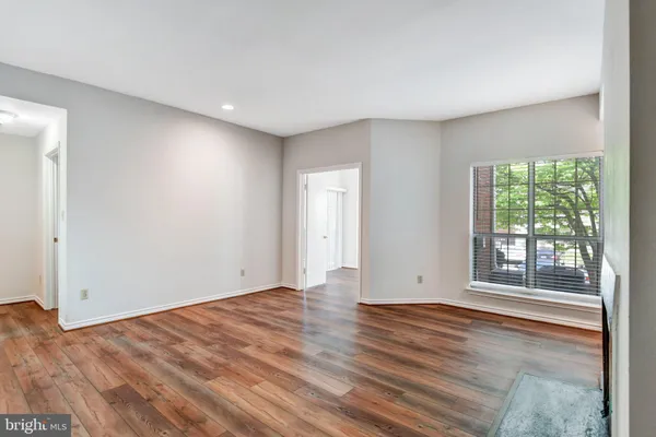 $2,150 | 12155 Penderview Terrace, Unit 804, Fairfax, VA 22033