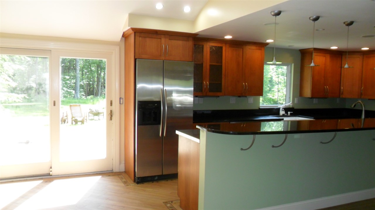 12 Nichols Road Amherst, NH 03031 - Photo 6 of 33